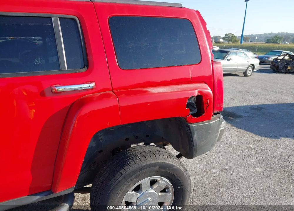 2007 HUMMER H3 SUV VIN: 5GTDN13E978181958