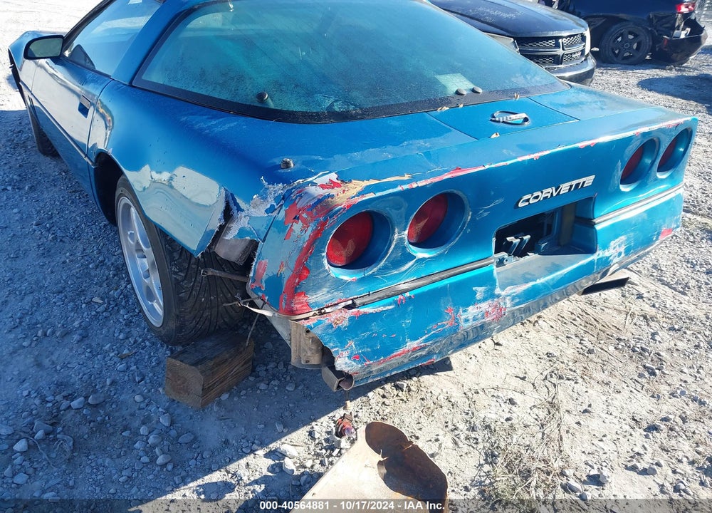 1985 CHEVROLET CORVETTE VIN: 1G1YY078XF5113904