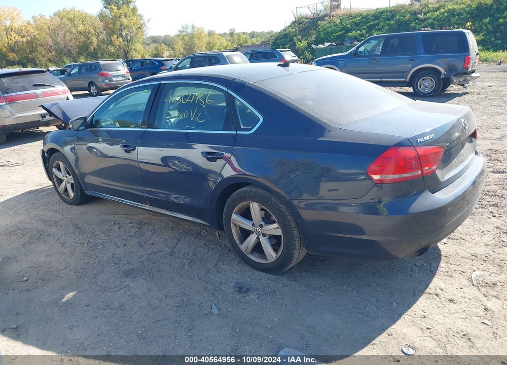 2015 VOLKSWAGEN PASSAT 1.8T LIMITED EDITION VIN: 1VWAT7A32FC077096
