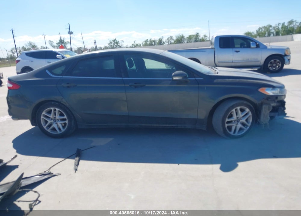 2015 FORD FUSION SE VIN: 1FA6P0H77F5102033