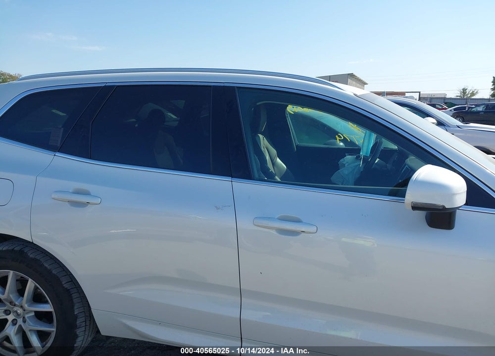 2019 VOLVO XC60 T5 MOMENTUM VIN: LYV102RK3KB315966