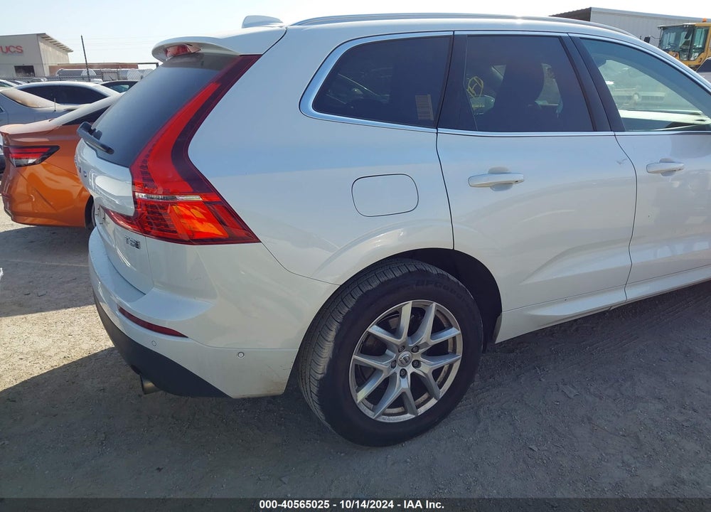 2019 VOLVO XC60 T5 MOMENTUM VIN: LYV102RK3KB315966