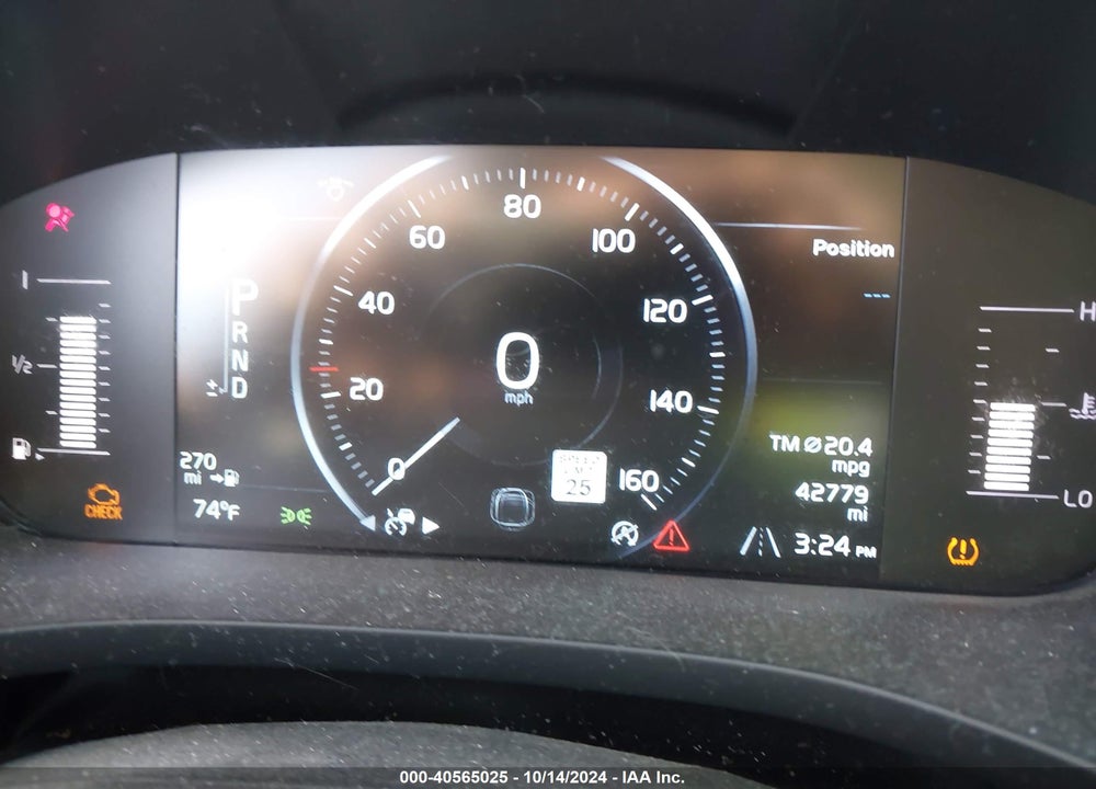 2019 VOLVO XC60 T5 MOMENTUM VIN: LYV102RK3KB315966