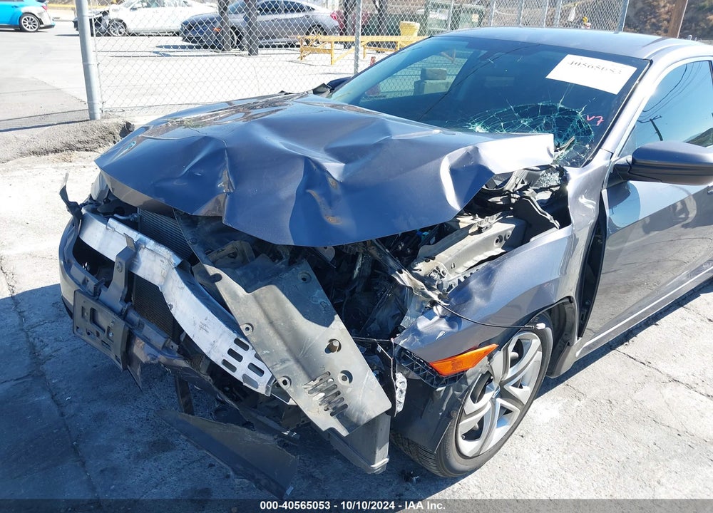 2018 HONDA CIVIC LX VIN: 2HGFC2F57JH537642