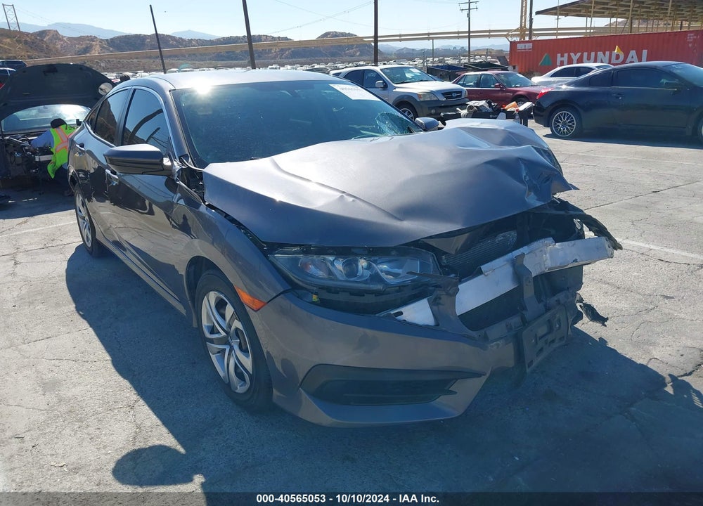2018 HONDA CIVIC LX VIN: 2HGFC2F57JH537642