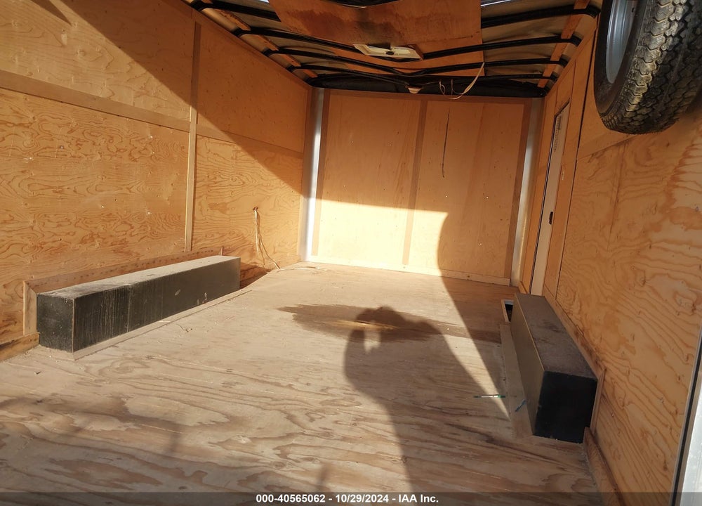 2014 CONTINENTAL CARGO VIN: 5NHUTW621ET621206