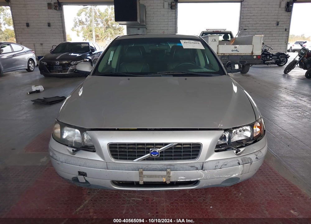 2002 VOLVO S60 2.4 VIN: YV1RS61R222113161