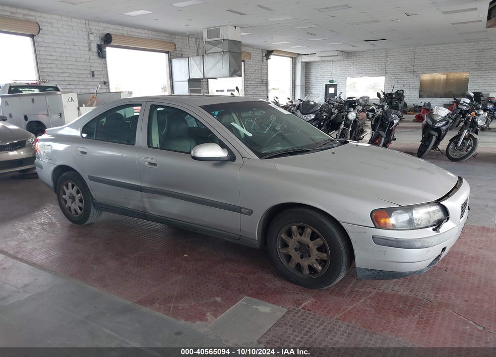2002 VOLVO S60 2.4 VIN: YV1RS61R222113161
