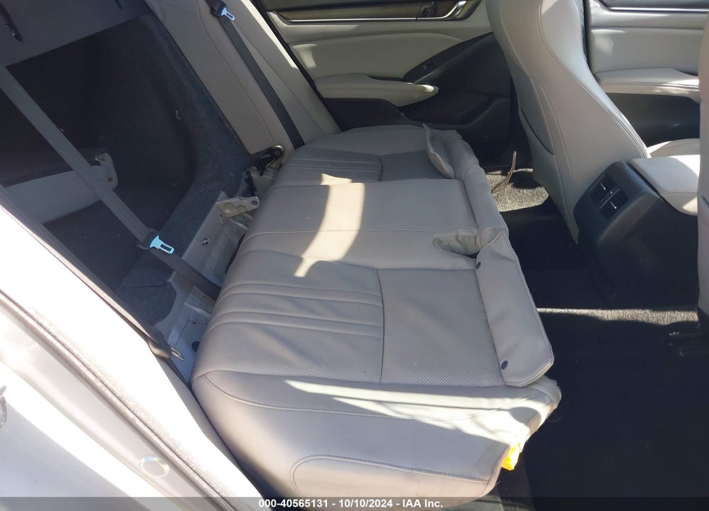 2018 HONDA ACCORD EX-L VIN: 1HGCV1F65JA157519