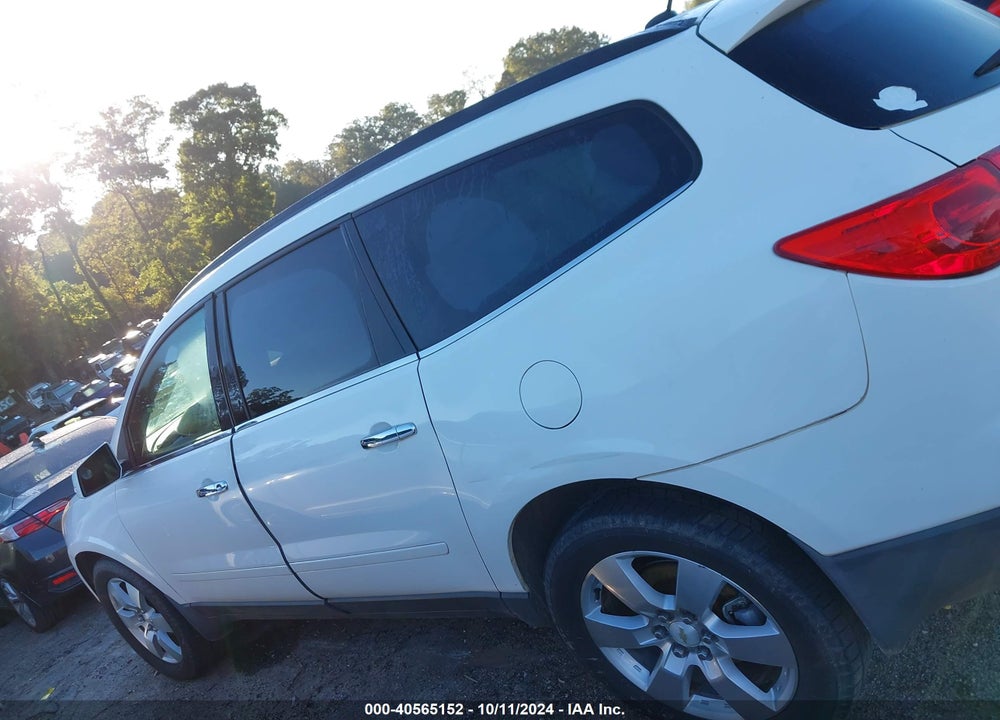 2012 CHEVROLET TRAVERSE 1LT VIN: 1GNKRGED9CJ417111