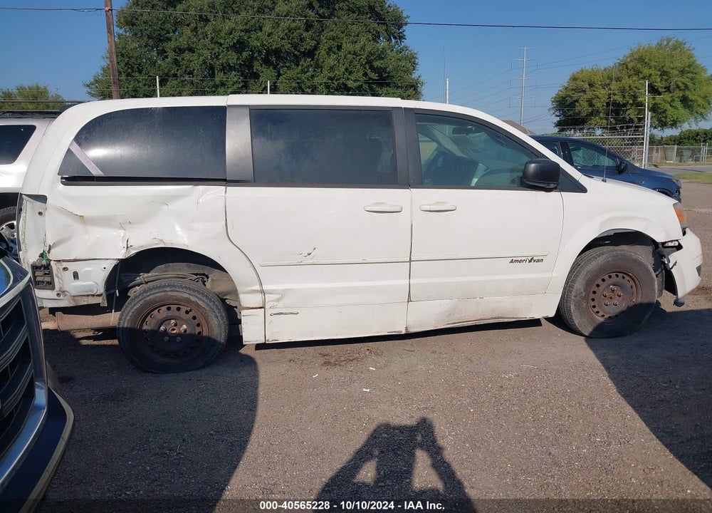 2010 DODGE GRAND CARAVAN SE VIN: 2D4RN4DE8AR239442