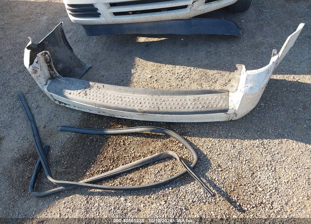 2010 DODGE GRAND CARAVAN SE VIN: 2D4RN4DE8AR239442
