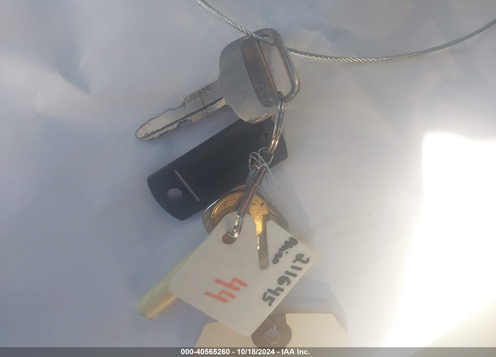 2003 ISUZU NPR VIN: JALC4B14437000494