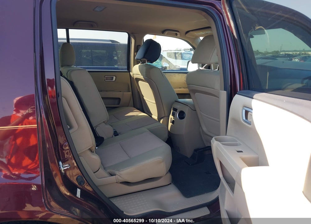 2015 HONDA PILOT EX VIN: 5FNYF4H48FB048677