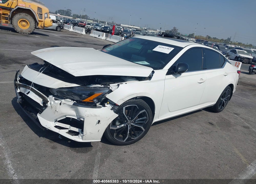 2024 NISSAN ALTIMA SR FWD VIN: 1N4BL4CV1RN306175
