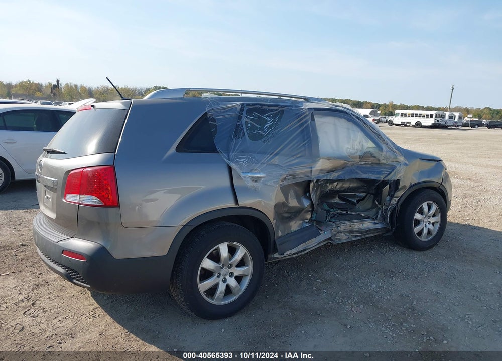 2012 KIA SORENTO LX VIN: 5XYKT3A65CG265418