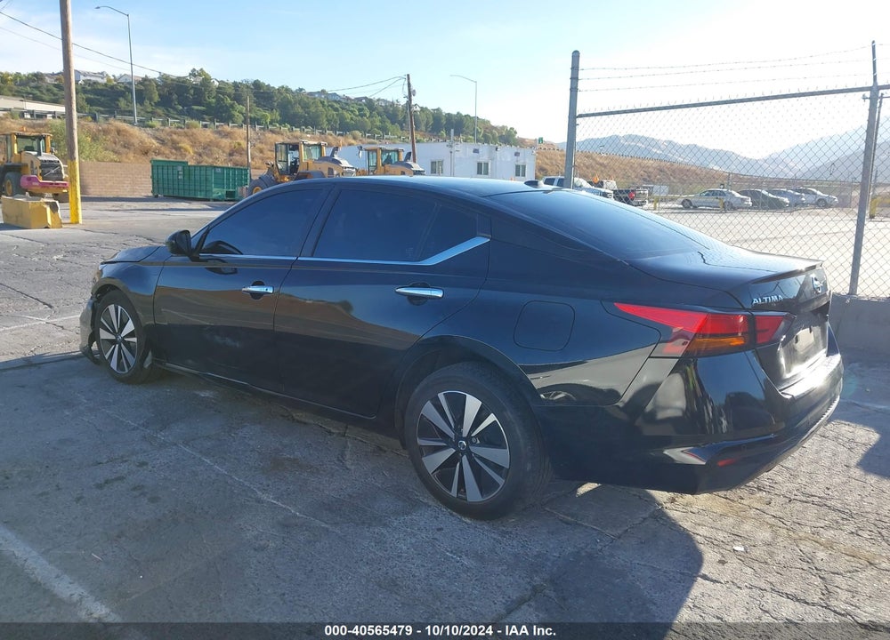 2022 NISSAN ALTIMA SV FWD VIN: 1N4BL4DV6NN407186