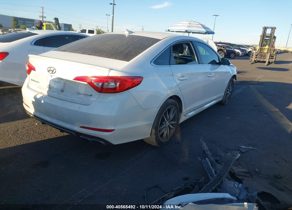 2017 HYUNDAI SONATA SPORT 2.0T VIN: 5NPE34AB8HH535550