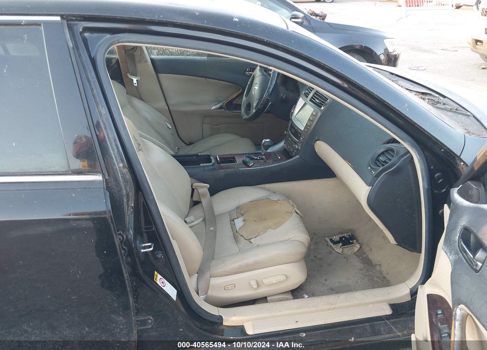 2006 LEXUS IS 350 VIN: JTHBE262565010371