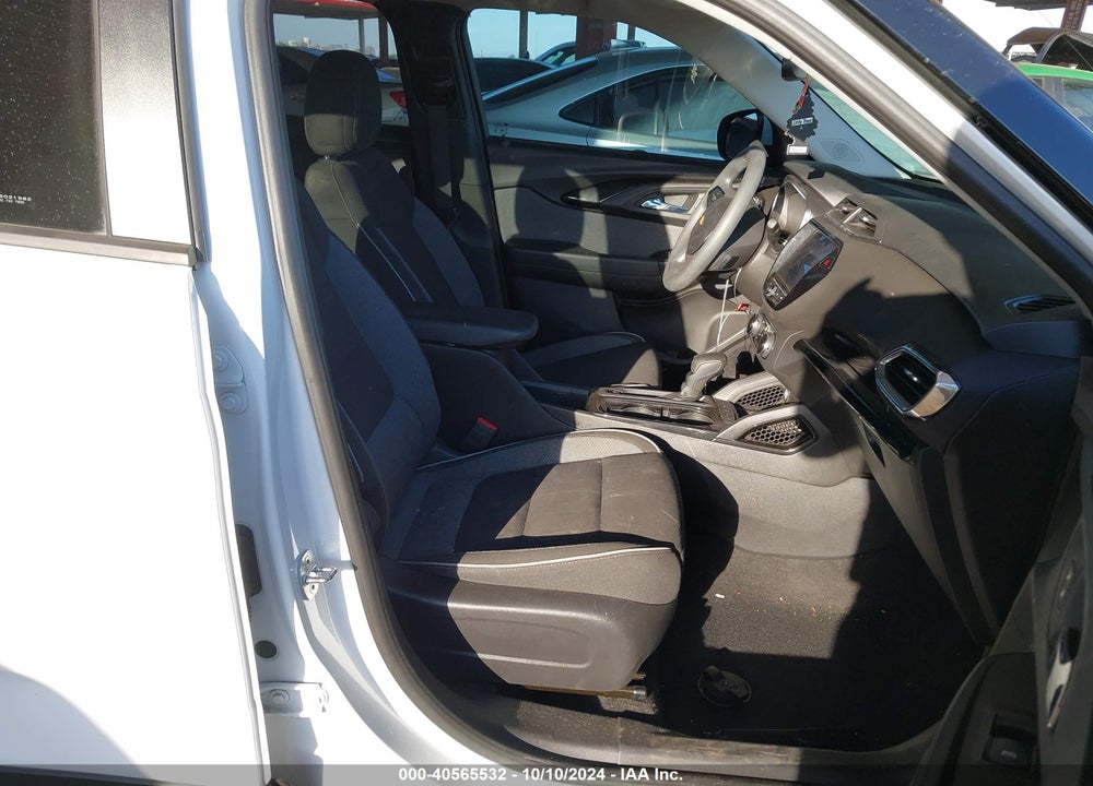 2021 CHEVROLET TRAILBLAZER FWD LT VIN: KL79MPSL4MB104882