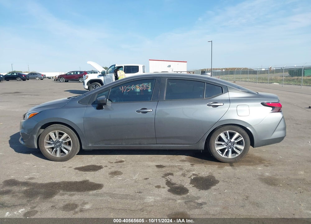 2020 NISSAN VERSA SV XTRONIC CVT VIN: 3N1CN8EV3LL800769