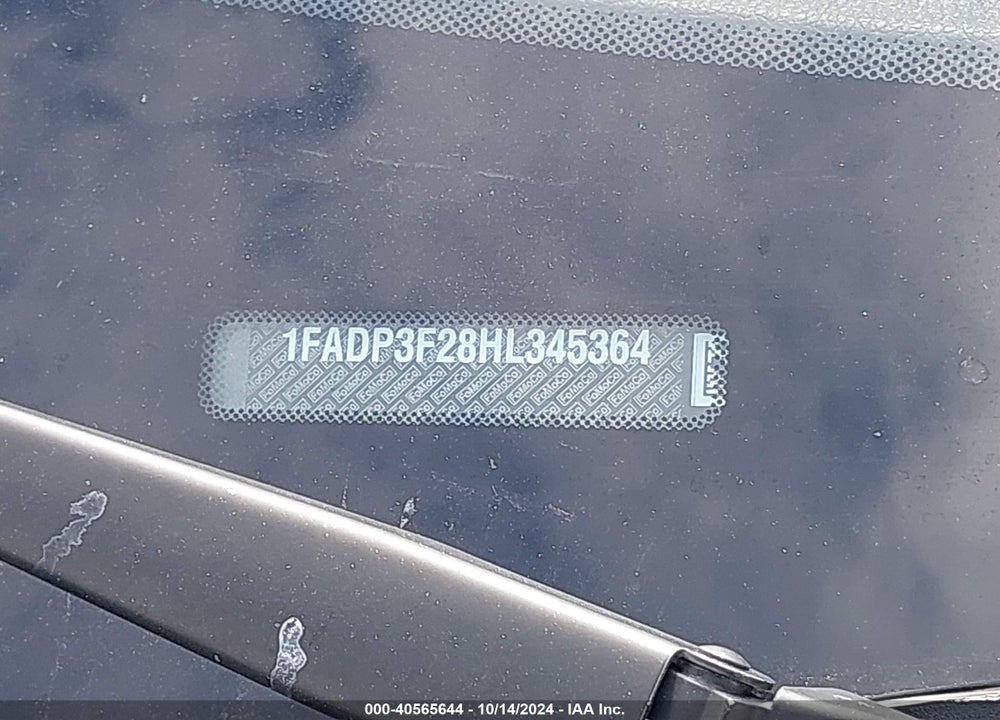 2017 FORD FOCUS SE VIN: 1FADP3F28HL345364