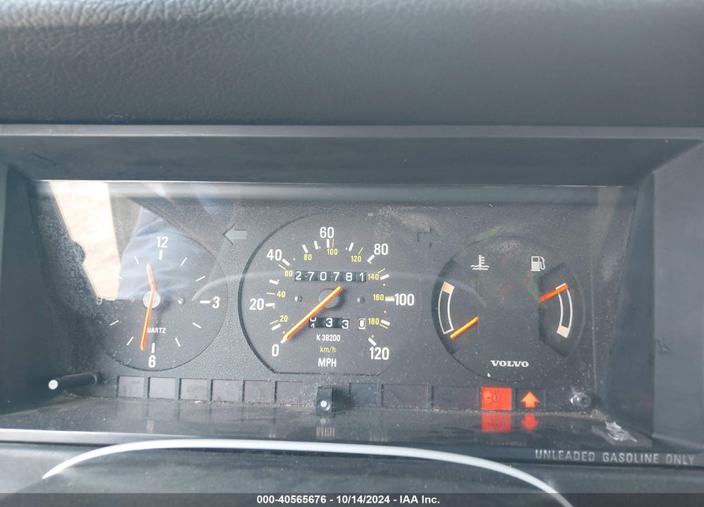 1993 VOLVO 240 VIN: YV1AW880XP1941668