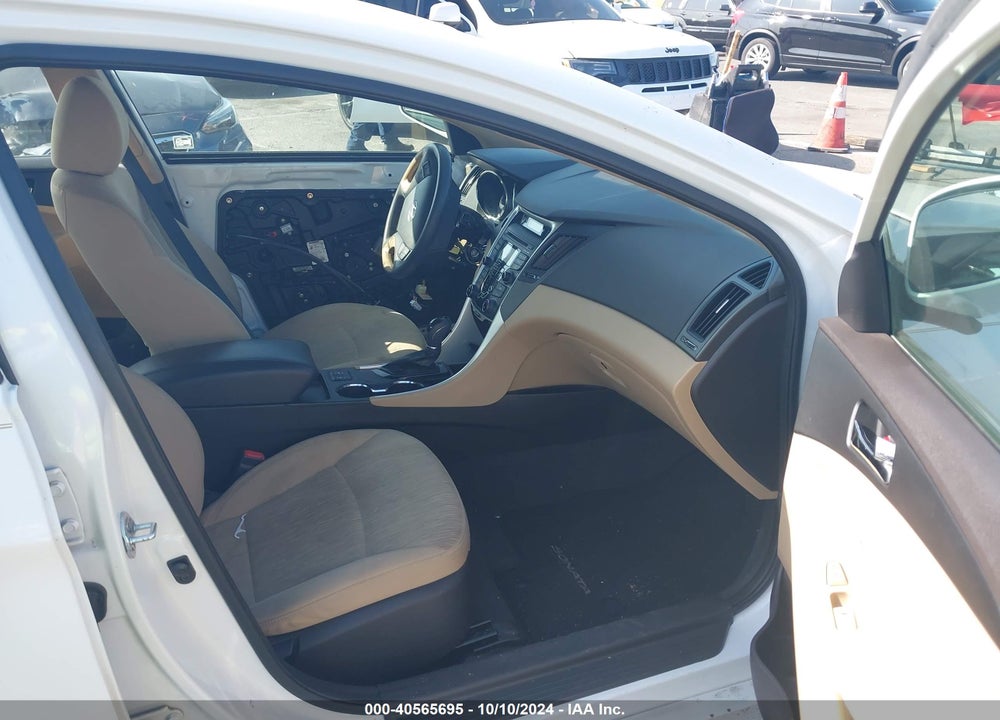 2013 HYUNDAI SONATA GLS VIN: 5NPEB4AC5DH620321