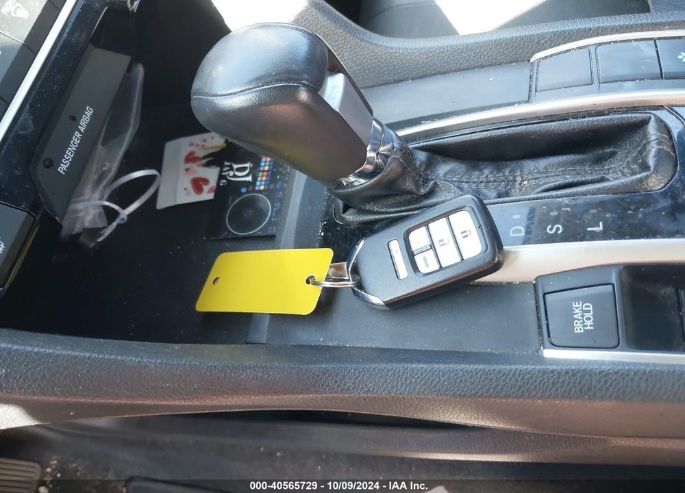 2016 HONDA CIVIC EX-L VIN: 2HGFC1F73GH654705
