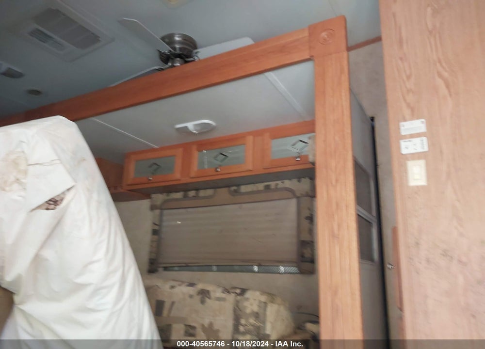 2004 PILGRIM OPEN ROAD VIN: 5L4FR332041003973
