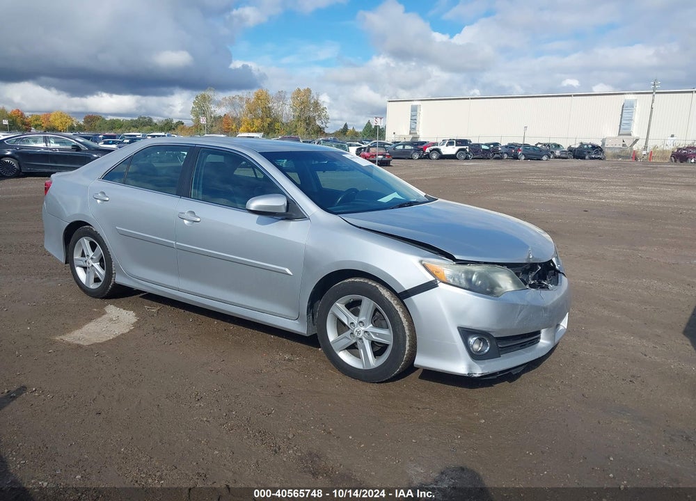 2013 TOYOTA CAMRY SE VIN: 4T1BF1FK8DU212127
