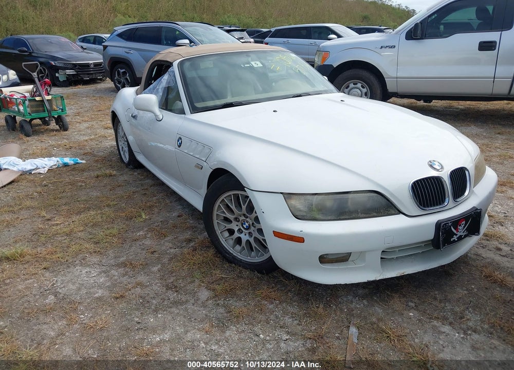 2000 BMW Z3 2.8 VIN: 4USCH3348YLF42640