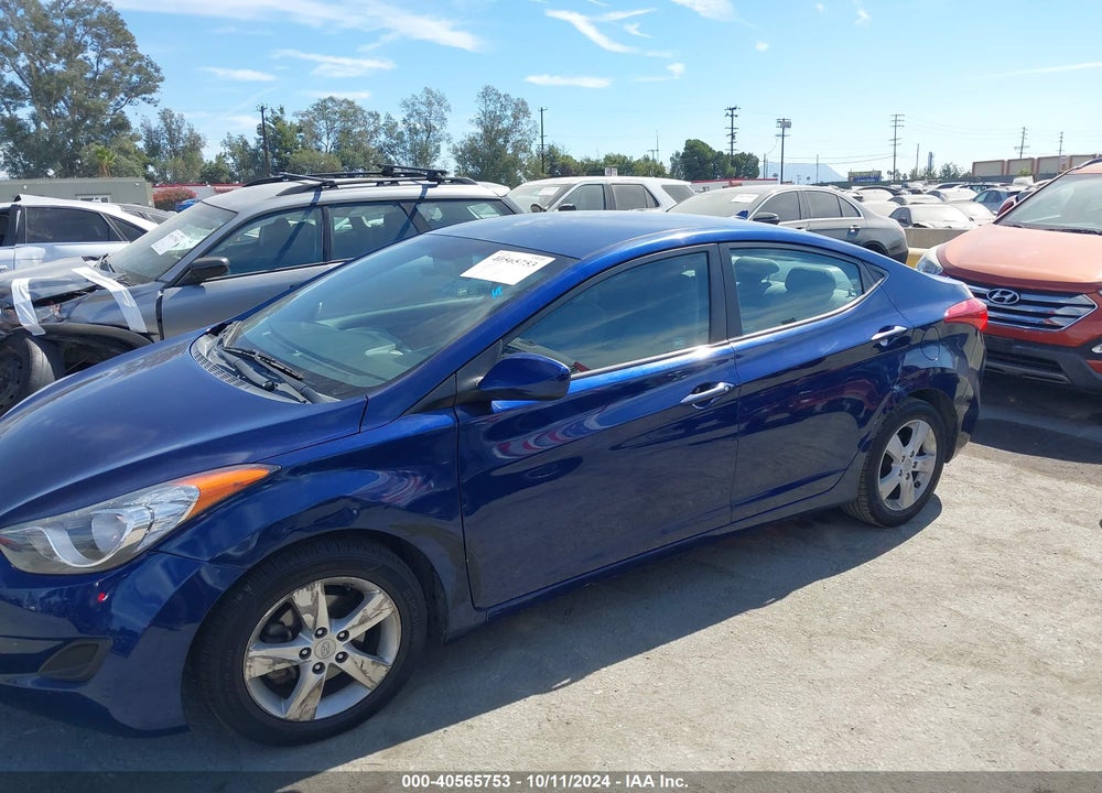 2013 HYUNDAI ELANTRA GLS VIN: KMHDH4AE2DU733284