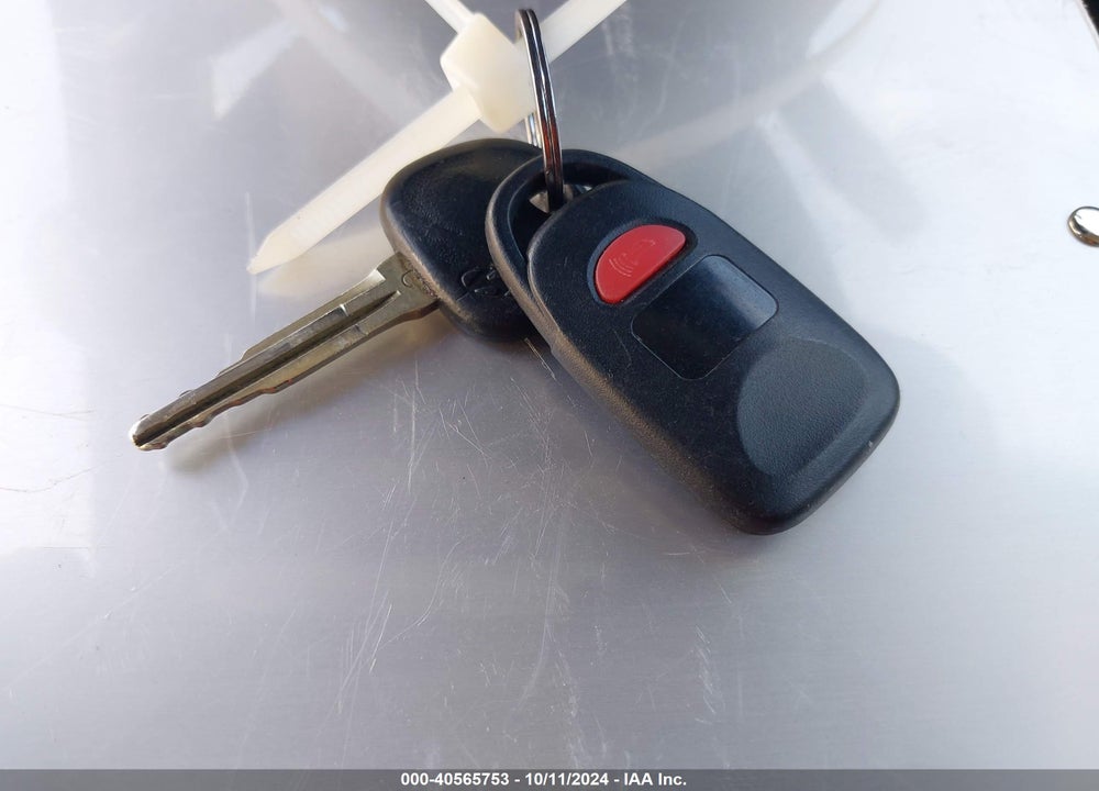 2013 HYUNDAI ELANTRA GLS VIN: KMHDH4AE2DU733284