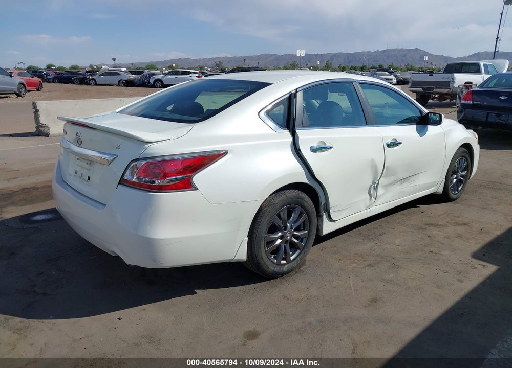 2015 NISSAN ALTIMA 2.5 S VIN: 1N4AL3AP2FC440128