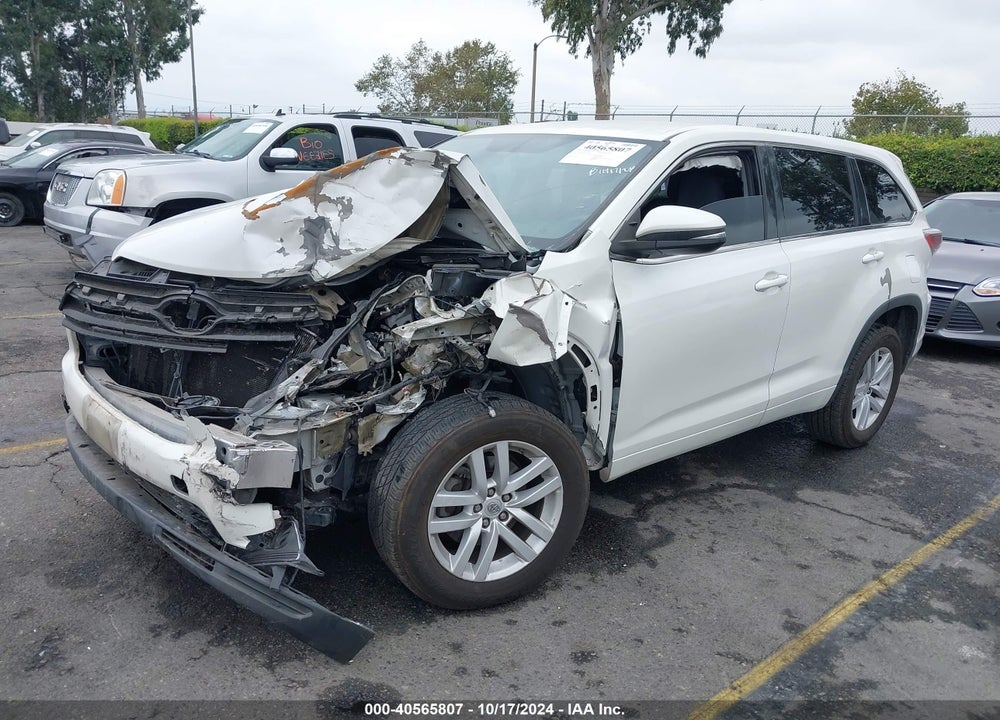 2015 TOYOTA HIGHLANDER LE V6 VIN: 5TDZKRFH5FS112799