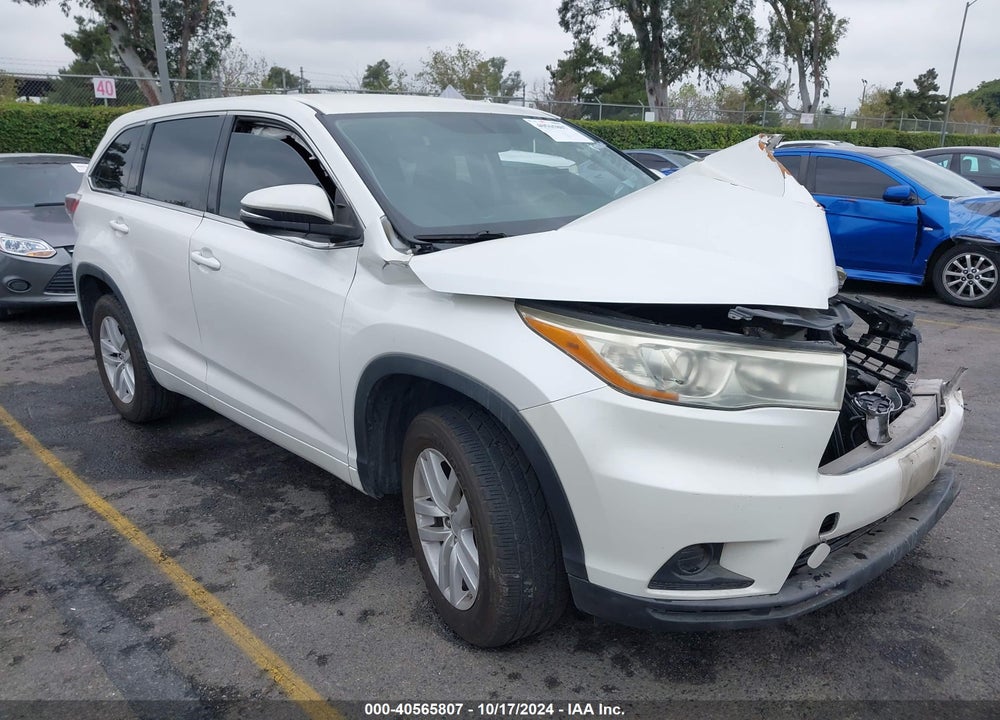 2015 TOYOTA HIGHLANDER LE V6 VIN: 5TDZKRFH5FS112799