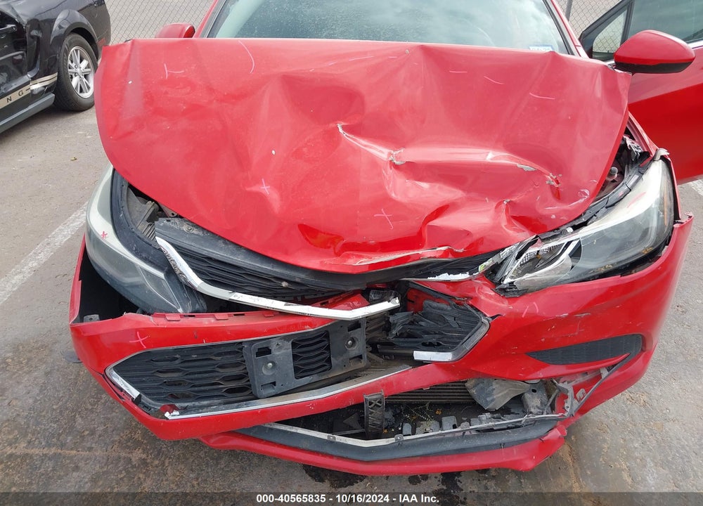 2018 CHEVROLET CRUZE LT AUTO VIN: 1G1BE5SM8J7159258