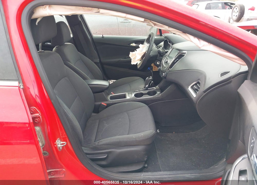 2018 CHEVROLET CRUZE LT AUTO VIN: 1G1BE5SM8J7159258