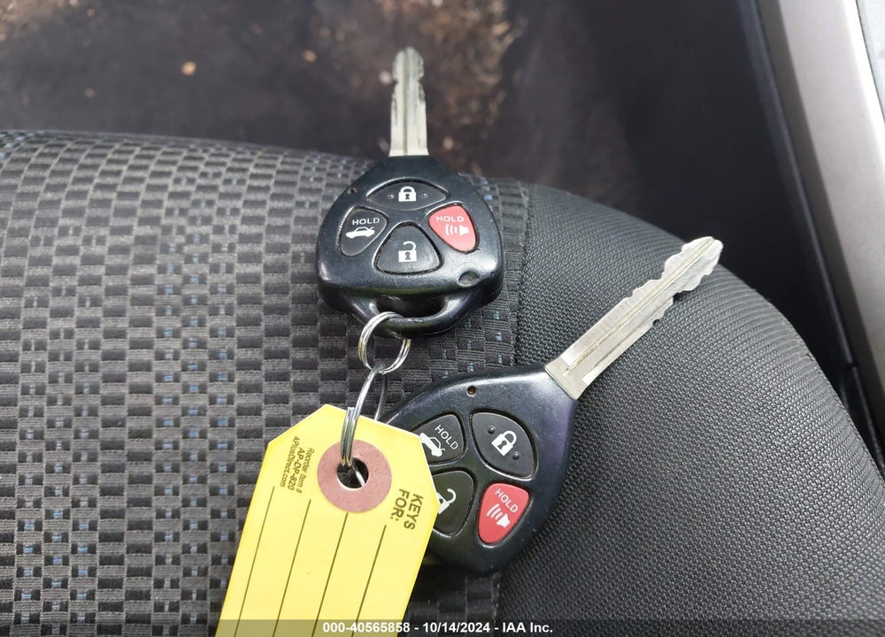 2011 TOYOTA COROLLA S VIN: 2T1BU4EE5BC636561