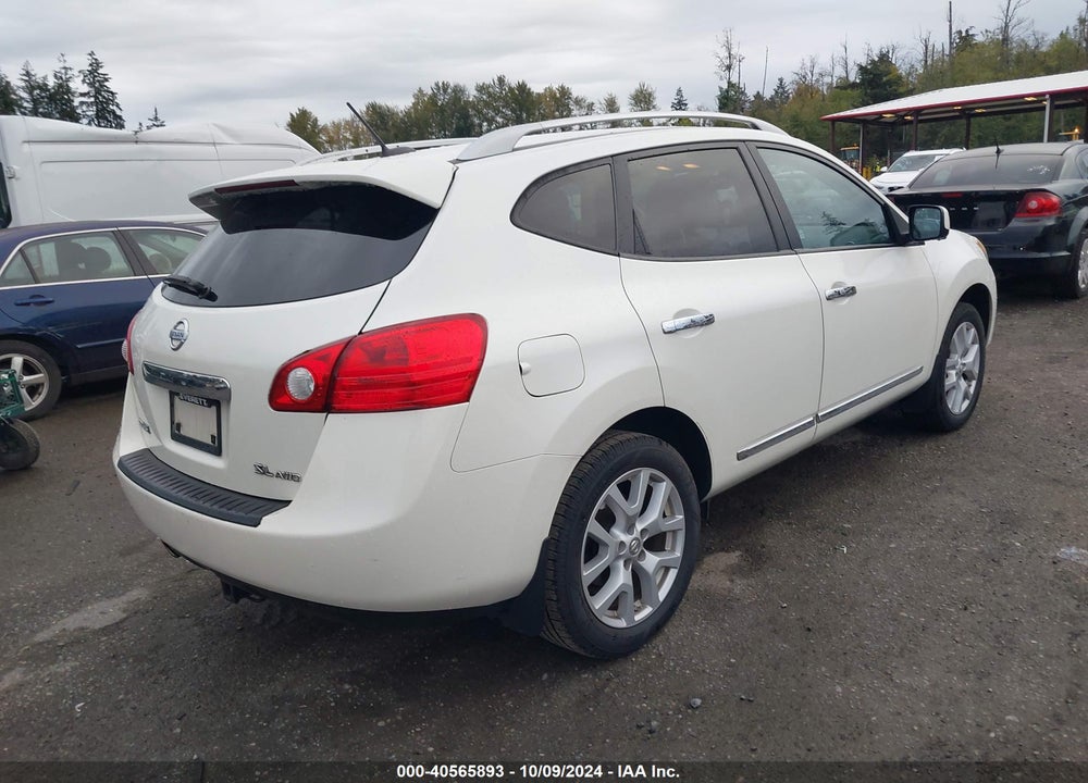 2013 NISSAN ROGUE SV W/SL PKG VIN: JN8AS5MV6DW626791