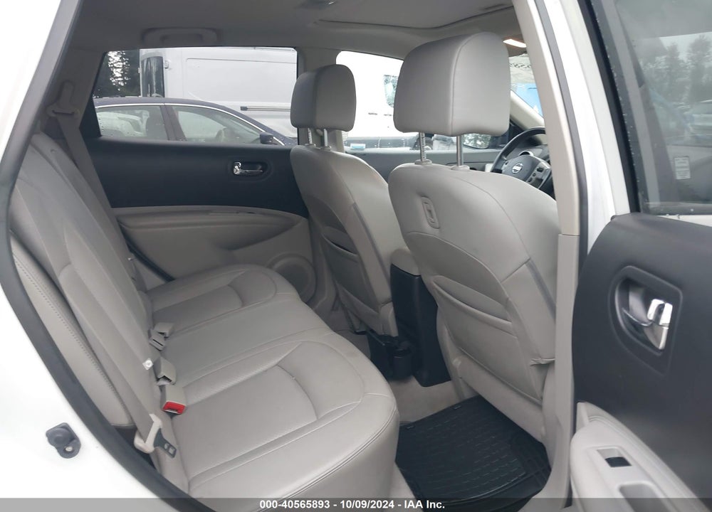 2013 NISSAN ROGUE SV W/SL PKG VIN: JN8AS5MV6DW626791