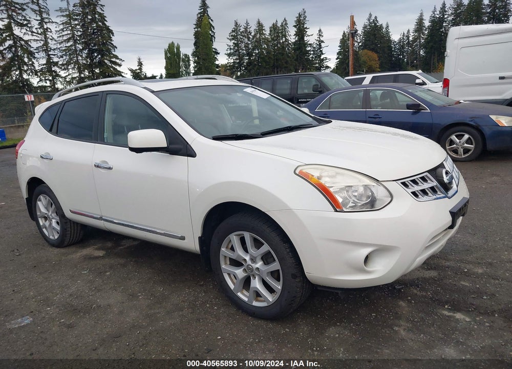 2013 NISSAN ROGUE SV W/SL PKG VIN: JN8AS5MV6DW626791