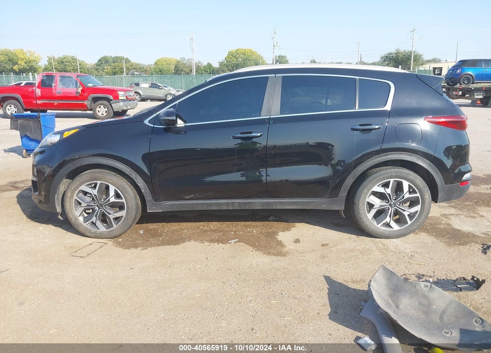 2020 KIA SPORTAGE EX VIN: KNDPN3AC9L7828425