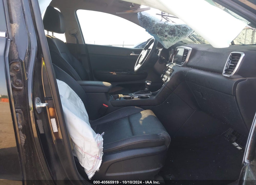 2020 KIA SPORTAGE EX VIN: KNDPN3AC9L7828425