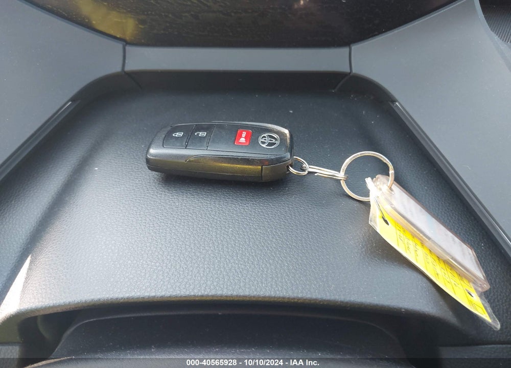 2023 TOYOTA PRIUS LE VIN: JTDACAAU0P3009728