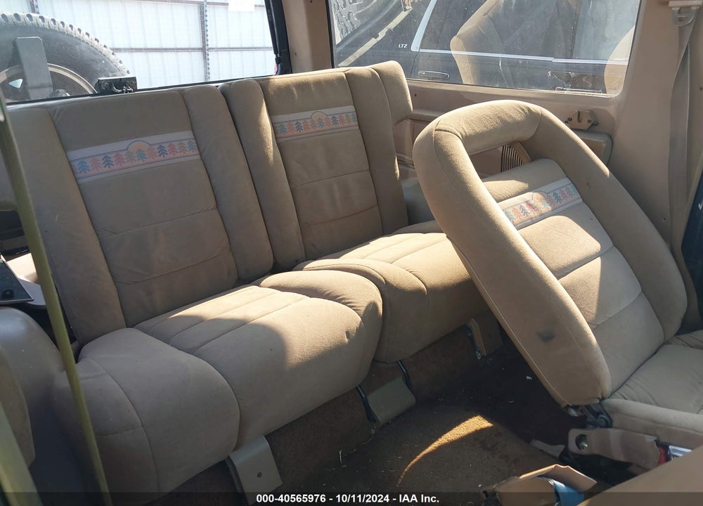 1987 FORD BRONCO II VIN: 1FMCU12TXHUB26705