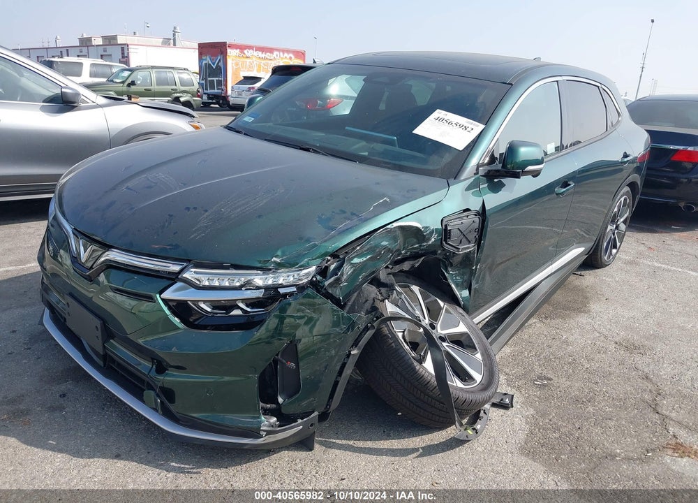 2023 VINFAST VF 8 PLUS VIN: RLLV1AFAXPH001800