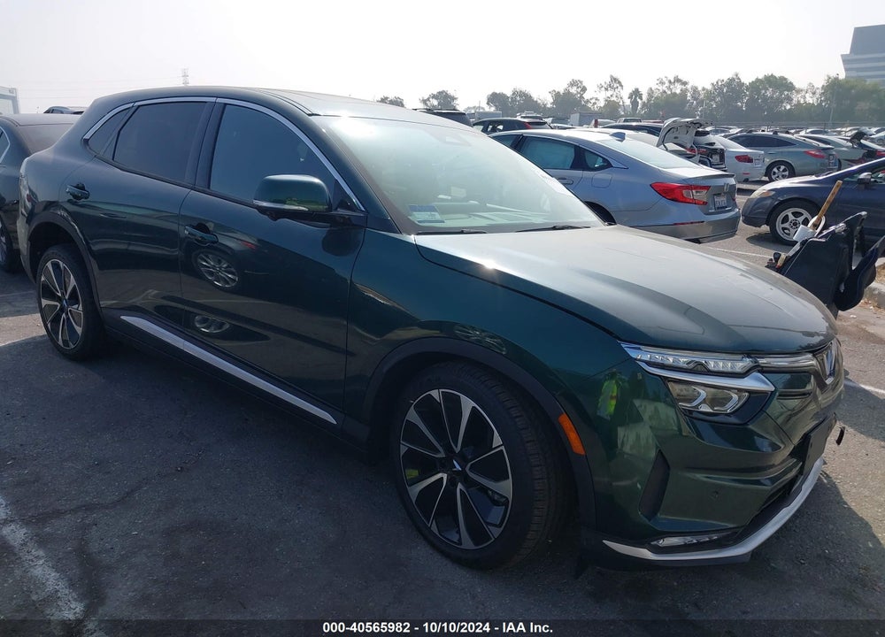 2023 VINFAST VF 8 PLUS VIN: RLLV1AFAXPH001800