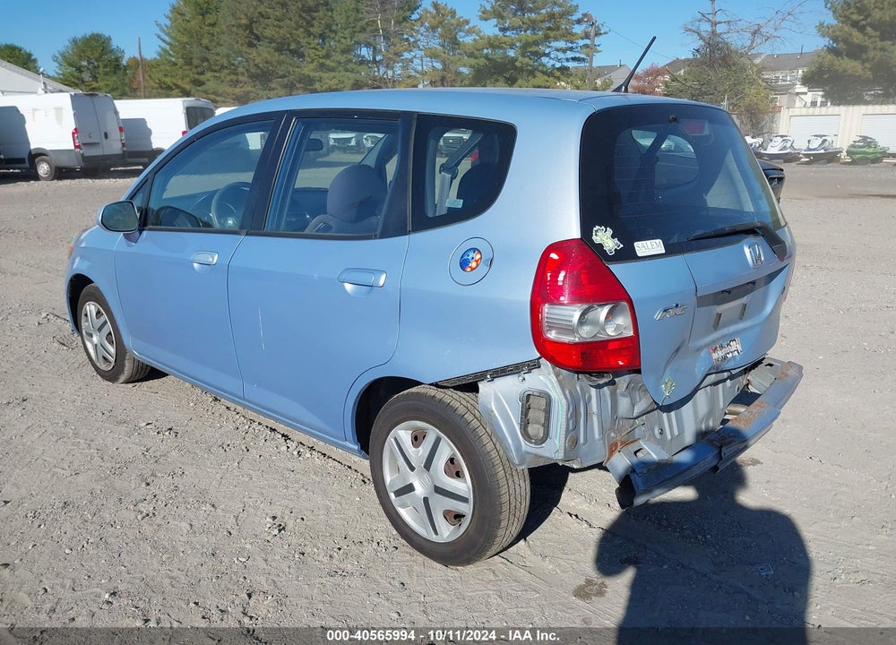2008 HONDA FIT VIN: JHMGD384X8S066016